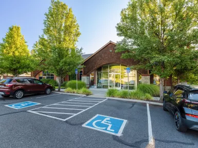 single-tenant medical office near Portland